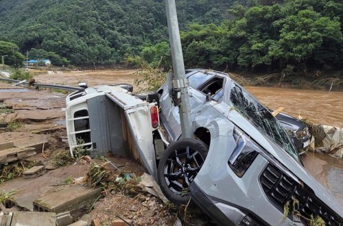 Cənubi Koreyada güclü yağışlar 14 nəfərin həyatına son qoyub