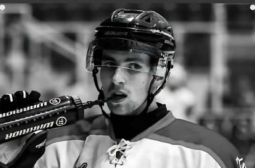 19 yaşlı idmançı qaldığı otelin balkonundan yıxılaraq ölüb