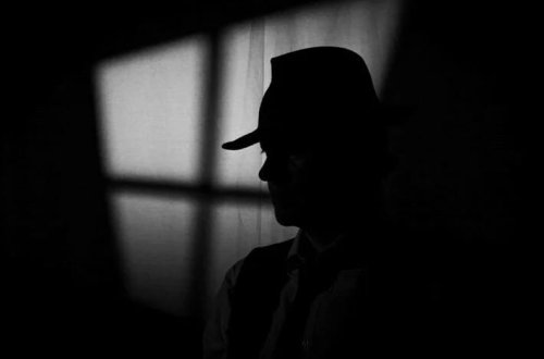 Uşaqlarını keçmiş Mossad agentinə qaçırtdı