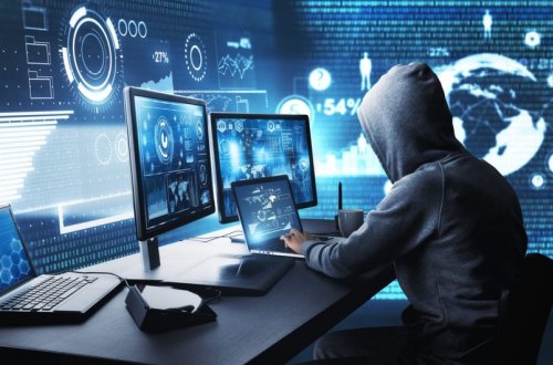 Azərbaycanda nüfuzlu şəxslərin şəxsi məlumatlarını satışa çıxaran haker tutulub