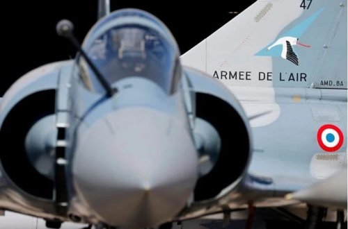 Ukraynada ilk: Fransanın Mirage qırıcı təyyarəsi qəzaya uğrayıb