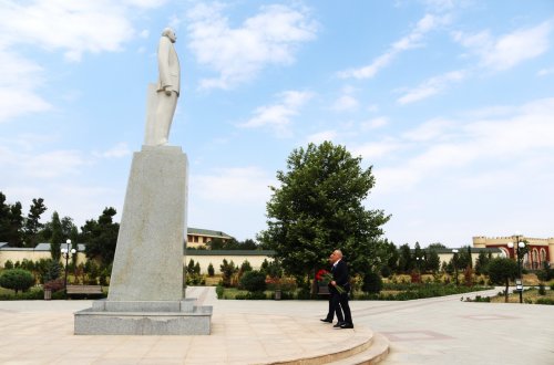 Azərbaycan Dövlət Su Ehtiyatları Agentliyinin sədri Xızı rayonunda vətəndaşlarla görüşüb