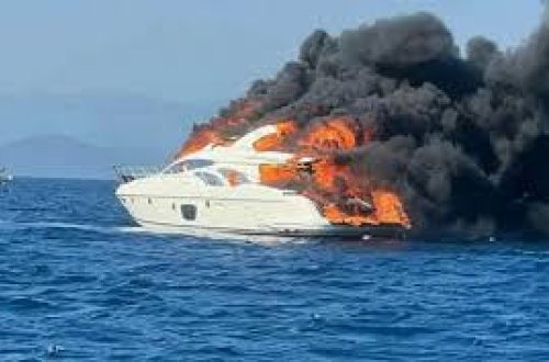 İstanbul yaxınlığında içərisində 12 nəfərin olduğu yaxta yanır