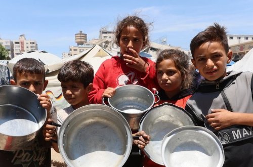 İsrail Qəzzaya humanitar yardımın hava yolu ilə çatdırılmasını bərpa edəcək