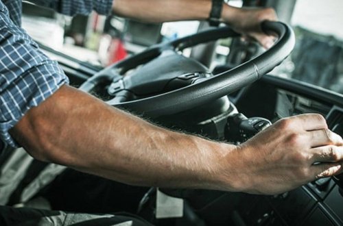 Xaçmazda kişi avtomobil idarə edən zaman ürək tutmasından ölüb