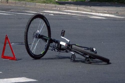 İsraildə avtomobilin velosipedçiləri vurması nəticəsində qadın ölüb