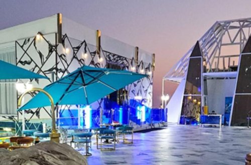 Bakıda məşhur restoranda parkinqə görə müştəridən 40 manat ödəniş alındı – FOTO