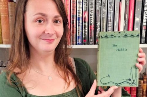 Təmizlik zamanı tapılan kitab 43 min funta satılıb