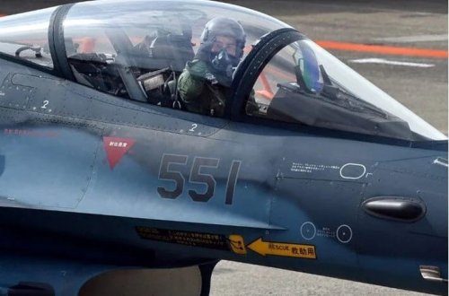 Yaponiyada döyüş təyyarəsi okeana düşüb