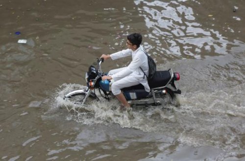 İqlim dəyişikliyi Pakistanda musson yağışlarının intensivliyini artırıb