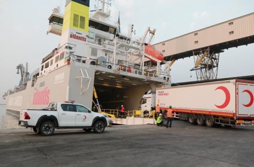 Türkiyə Qəzzaya daha 178 tır humanitar yardım göndərdi