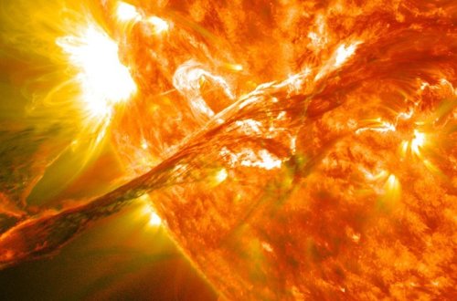 Günəşdə güclü plazma emissiyası baş verib