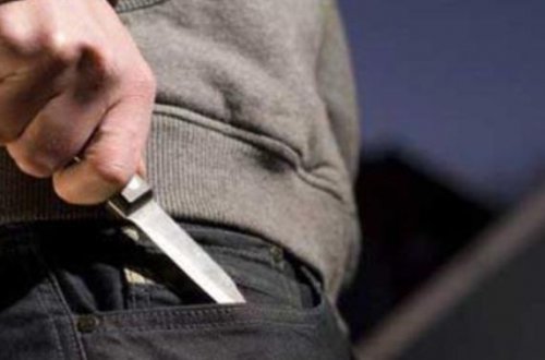 Mingəçevirdə qız üstündə mübahisə - Bir nəfər bıçaqlandı