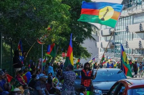 Fransa kanaklara zorla saziş qəbul etdirməyə çalışır