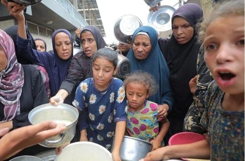 Qəzzada aclıqdan ölənlərin sayı 222-yə çatıb