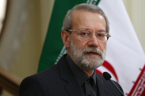 Laricani Ermənistan Təhlükəsizlik Şurasının katibini İrana dəvət edib