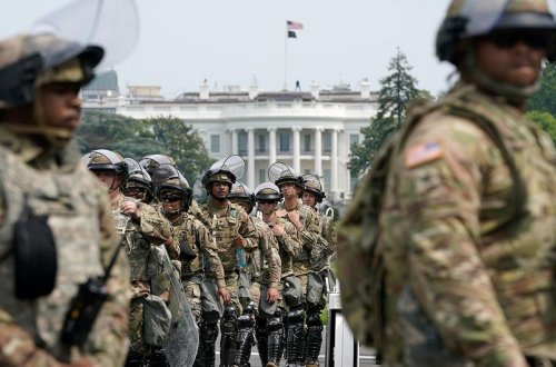 ABŞ-də iki ştat Vaşinqtona qoşun göndərir