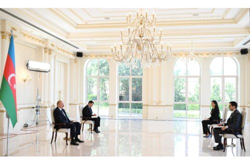 İlham Əliyev Slovakiyanın yeni təyin olunmuş səfirini qəbul edib - FOTO