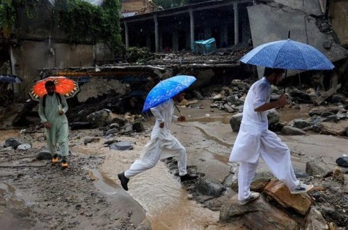 ÜST Pakistana tibbi ləvazimatlar göndərir