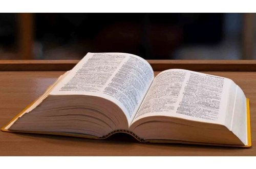 Cambridge Dictionary bu il lüğətinə 6000-dən çox yeni söz əlavə edəcək