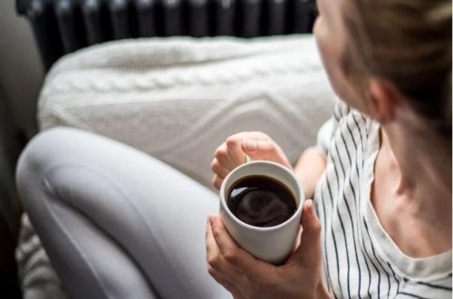 Çox isti çay və qəhvə içmək xərçəng riskini artırır