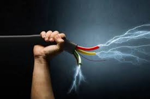 Ucar sakini Bakıda elektrik cərəyanı vurması nəticəsində ölüb