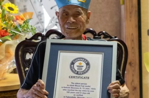 102 yaşlı alpinist Fuji dağına dırmaşdı - Ginnesin Rekordlar Kitabına düşdü