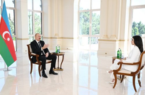 İlham Əliyev “Əl-Ərəbiyyə” telekanalına müsahibə verib