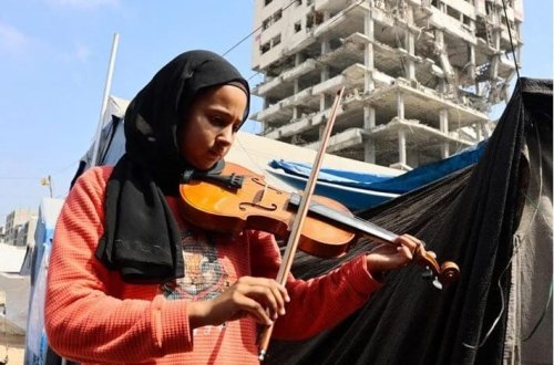 Böyük Britaniya Qəzzadan 39 tələbəni təxliyə etmək istəyir