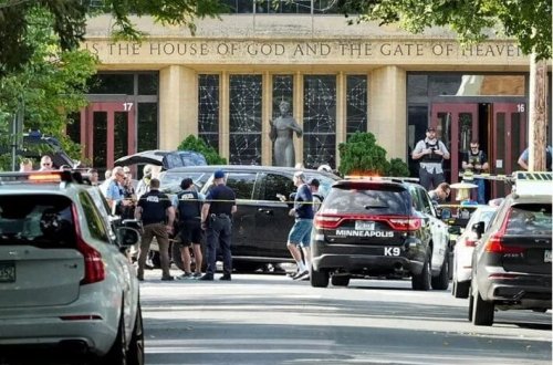 Minnesota ştatının Minneapolis şəhərində məktəbdə atışma: 2 ölü, 17 yaralı