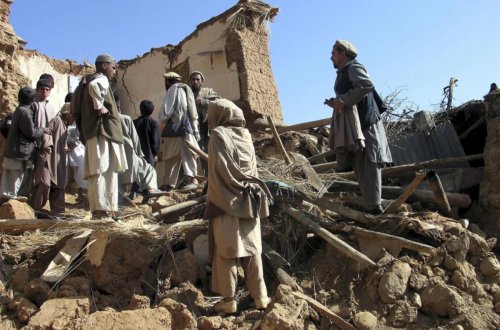 Əfqanıstanda güclü zəlzələdə 250 nəfər həyatını itirib