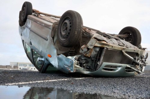 Tovuzda maşın aşdı - Bir ailənin 4 üzvü xəsarət aldı