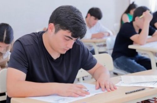 DİM-dən xəbərdarlıq: ixtisas seçimi bu gün başa çatır