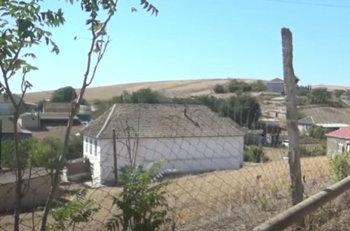 Cəlilabadda kişi bıçaqlandı - Şübhəli bacısıdır - VİDEO