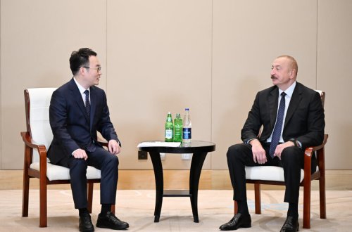 Prezident Tiencin şəhərində Xı Yınfen ilə görüşüb - FOTO