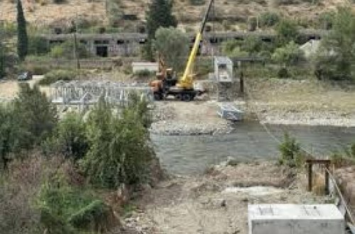 İran Ermənistana körpü bağışladı