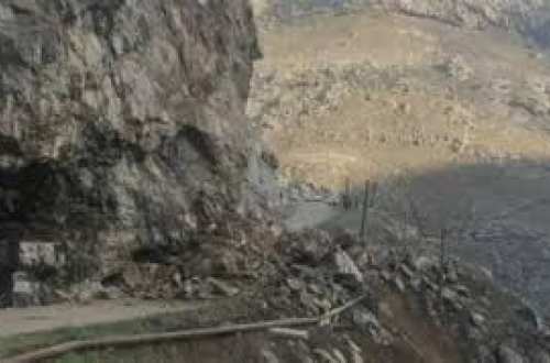 Gədəbəydə 55 yaşlı kişi kəklikotu yığarkən qayadan yıxılıb öldü