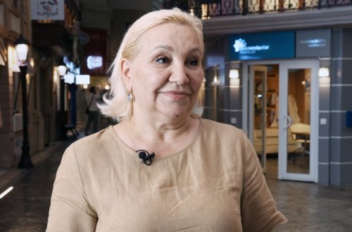 65 yaşlı direktora 