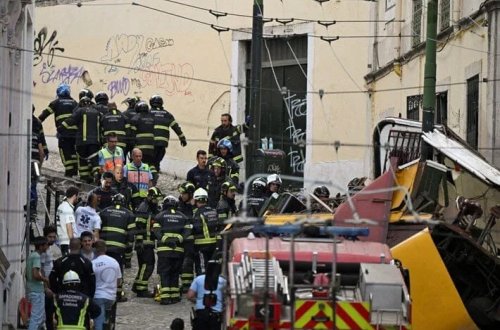 Portuqaliyada tramvay qəzası: 15 ölü 