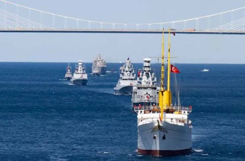 Türkiyənin Qara dəniz boğazlarından gəmilərin keçidi 7 dəfə bahalaşıb