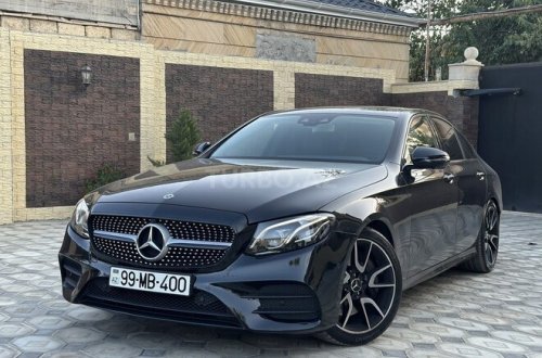 Oqtay Atakişiyevin nəvəsi Murad Əhmədov 99-MB-400 nömrəli lüks avtomibillə avtoşluq edir?-Videofakt