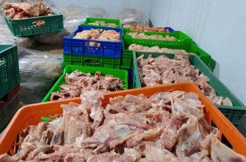 Buzovnada insanlara satılan dönər at ətindən imiş: 