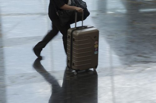 Təyyarələrdə yeni qadağa - Bu əşyanız əl baqajında daşınacaq