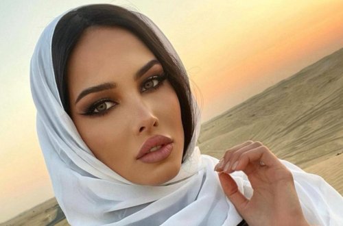 Məşhur modelin pul qarşılığında ərəb şeyxləri ilə görüşdüyü iddia edilib