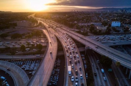 ABŞ gizli cihazlar barədə xəbərdarlıq edir: Magistral yollarda kiber təhlükə 
