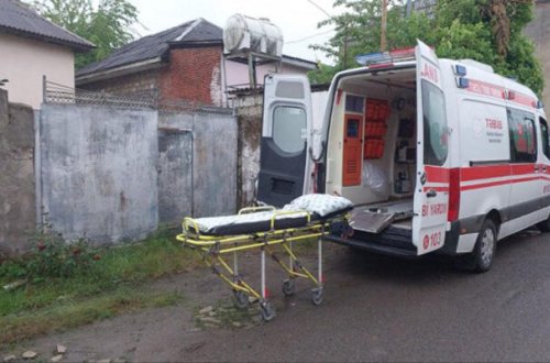 Boşandığı üçün ailəsini öldürmək istəyirmiş - Dayısı arvadı xilas ola bilməyib...