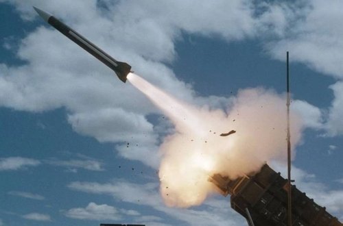 Husilər Təl-Əvivə hipersəs raket zərbəsi endirdiklərini açıqlayıb