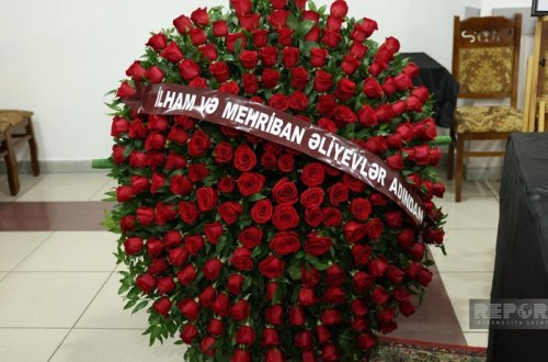 Prezident və Birinci xanım Hacı Murad Yegizarovla vida mərasiminə əklil göndəriblər