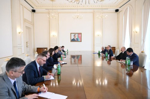 Prezident Avropa İttifaqının Genişlənmə üzrə komissarını qəbul edib - FOTO