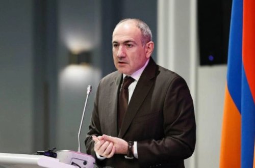 Paşinyan: İranla sərhəd körpüsünün tikintisi gündəlikdə qalır